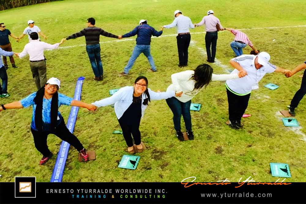 Team Building Corporativo | Outdoor Training para potenciar la colaboración y el liderazgo