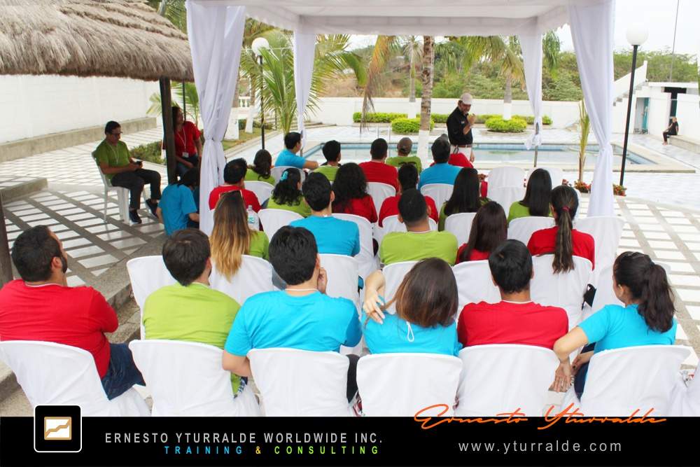 Team Building Miami | Dinámicas retadoras para desarrollar liderazgo, confianza y cohesión
